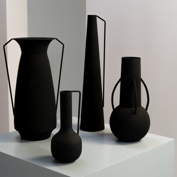 Pols Potten Roman Vases Black Nisi Living
