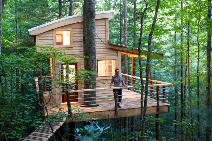The Most Epic Treehouse In Kentucky